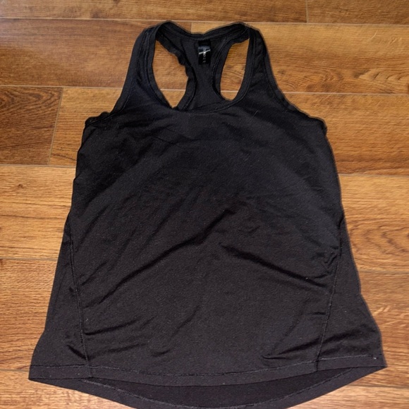 Yogalicious Tops - Yogalicious workout tank